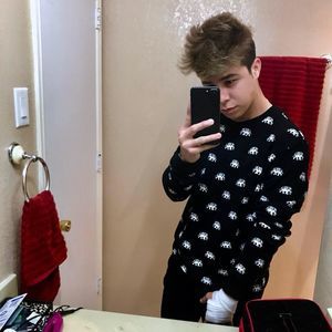 Meet your Posher, Nestor